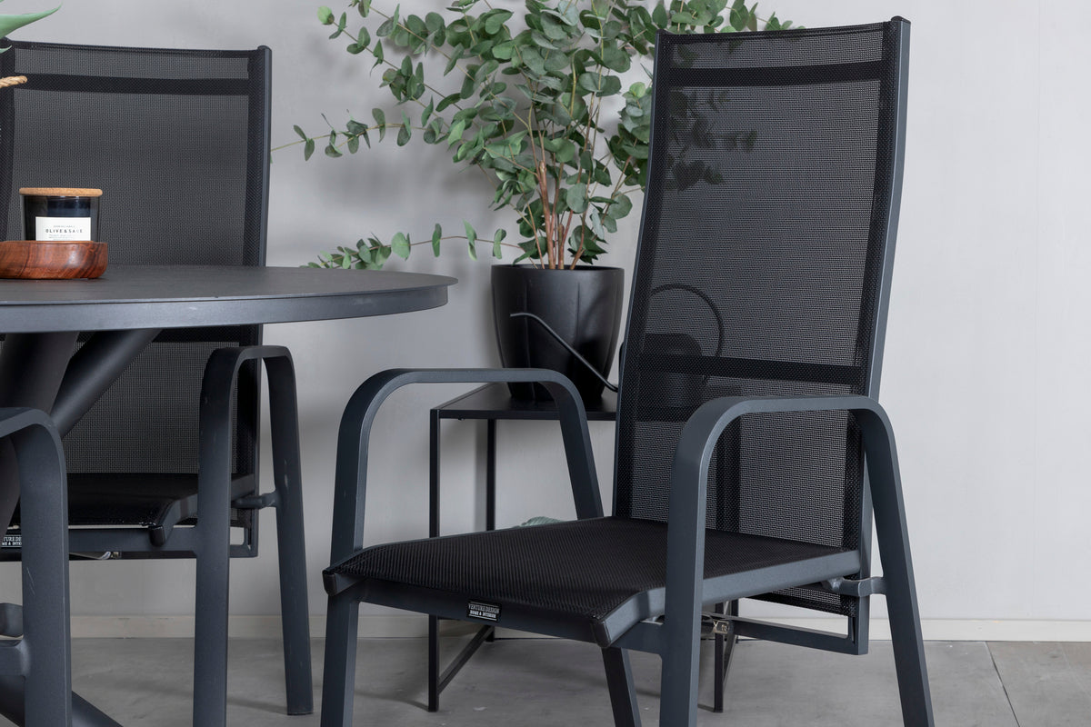 Alma & Copacabana Spisebord ⌀120 + Reclinerstole Sort