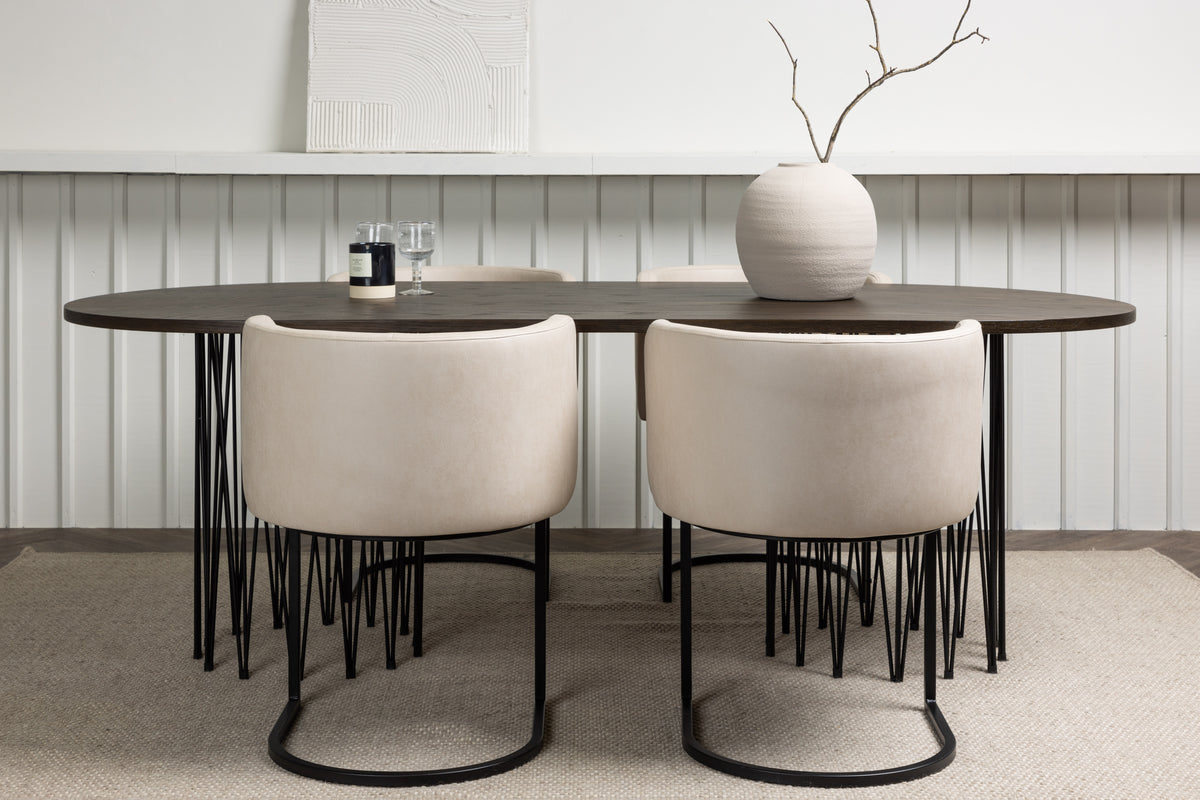 Stone & Simrishamn Oval Spisebord 220 x 100 Mocca + Spisebordsstol Beige