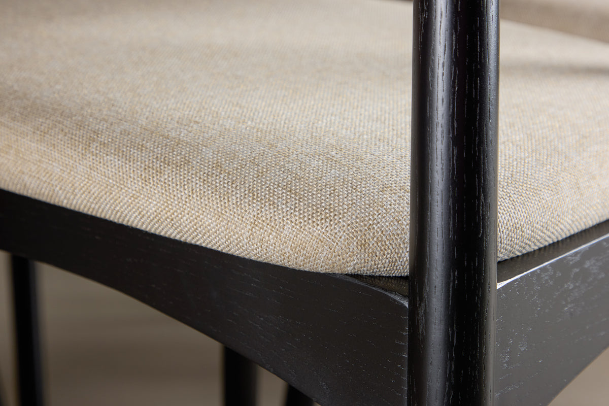 Spisebordsstol 2-pak Sort + Ovalt Spisebord 220 x 100 Whitewash